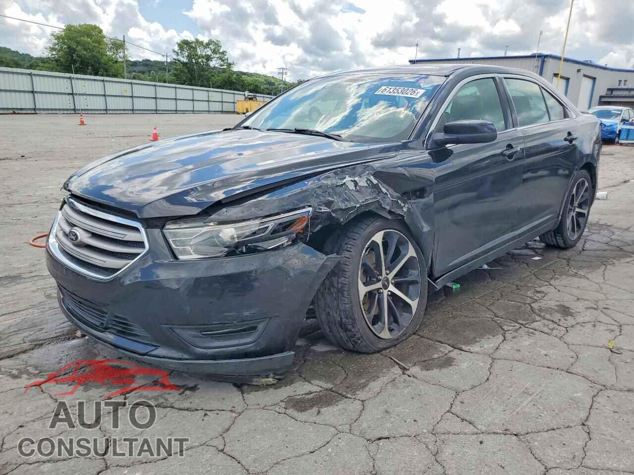 FORD TAURUS 2015 - 1FAHP2E87FG183721