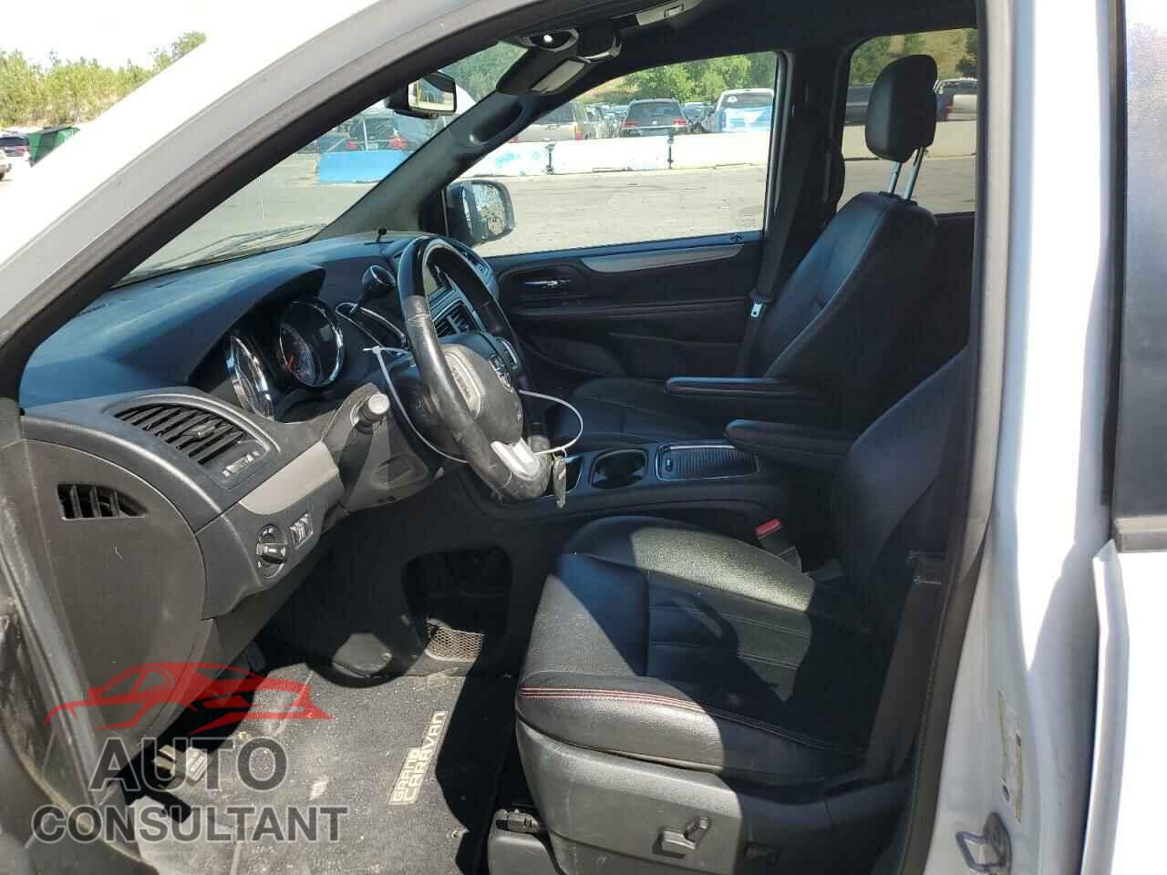 DODGE CARAVAN 2018 - 2C4RDGEG9JR159763