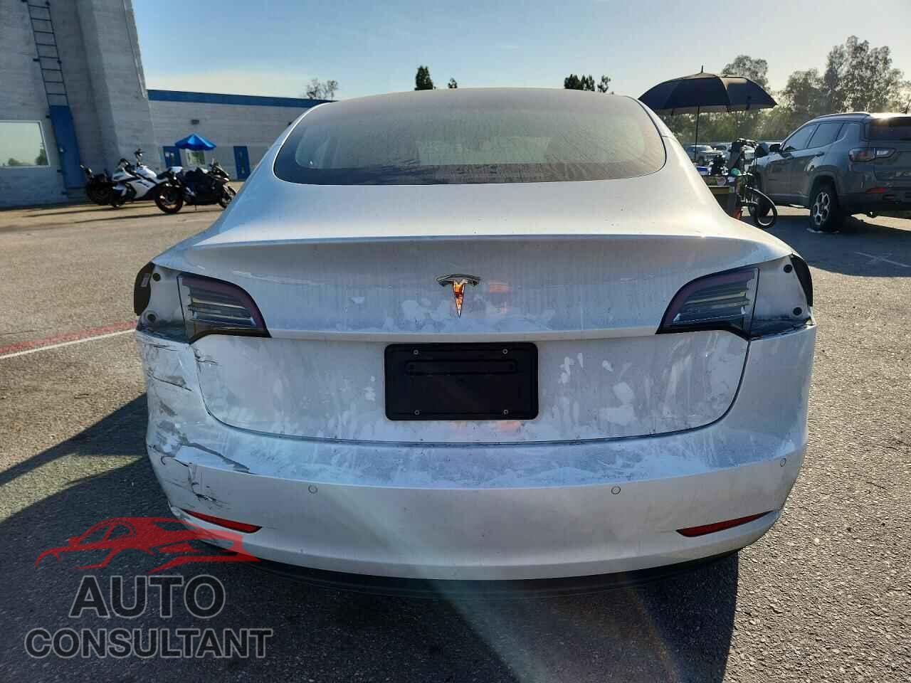 TESLA MODEL 3 2020 - 5YJ3E1EA5LF706148
