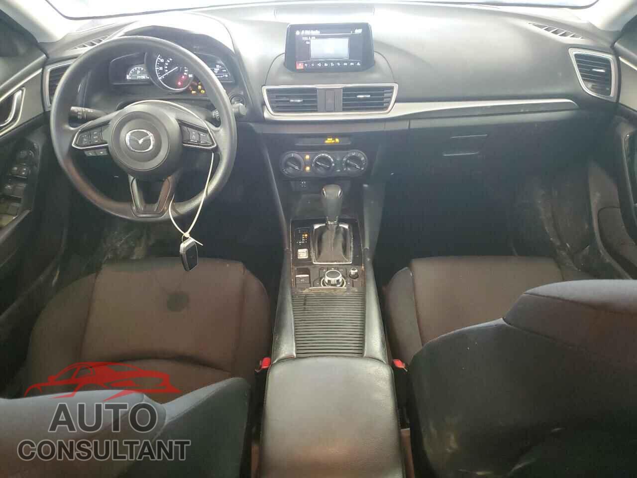 MAZDA 3 2017 - 3MZBN1K76HM138609