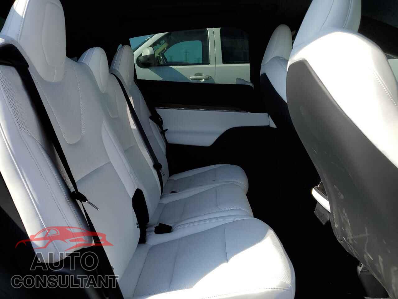 TESLA MODEL X 2024 - 7SAXCDE57RF454507