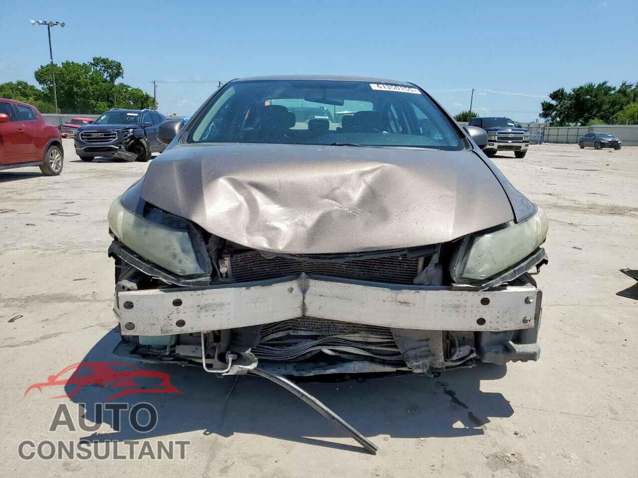 HONDA CIVIC 2013 - 2HGFB2F54DH548122