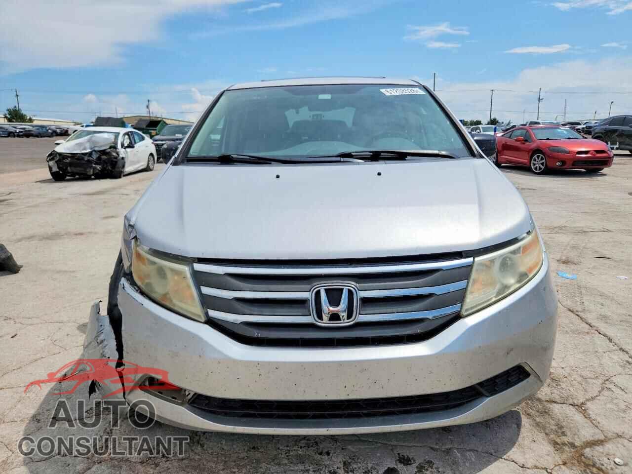 HONDA ODYSSEY 2013 - 5FNRL5H68DB023957