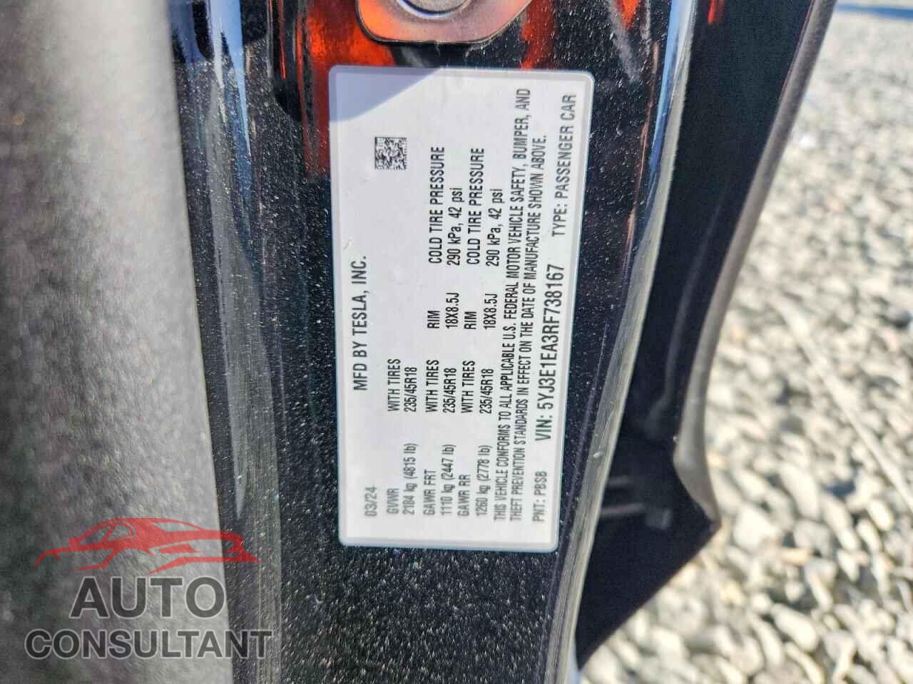 TESLA MODEL 3 2024 - 5YJ3E1EA3RF738167