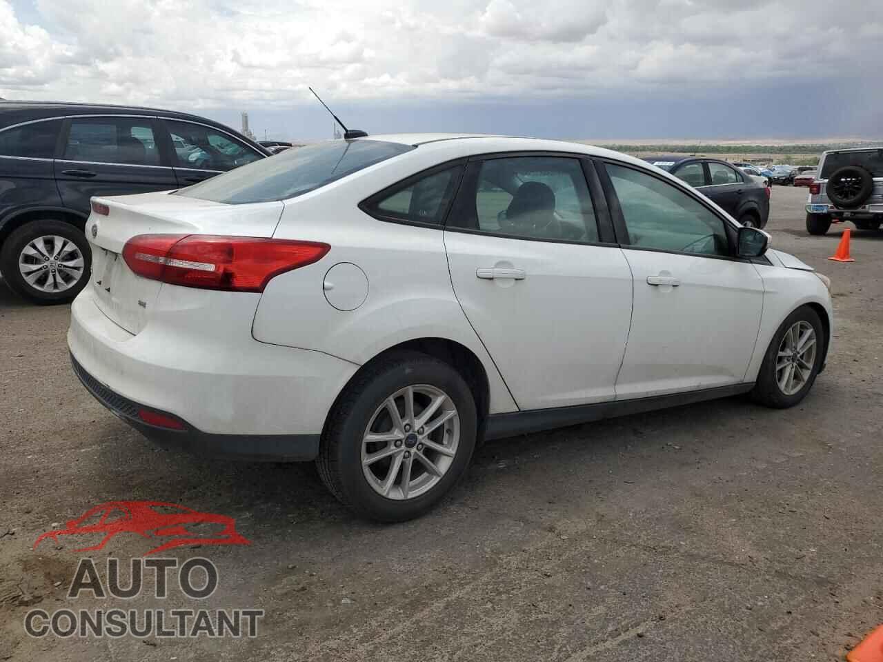 FORD FOCUS 2017 - 1FADP3F24HL300146