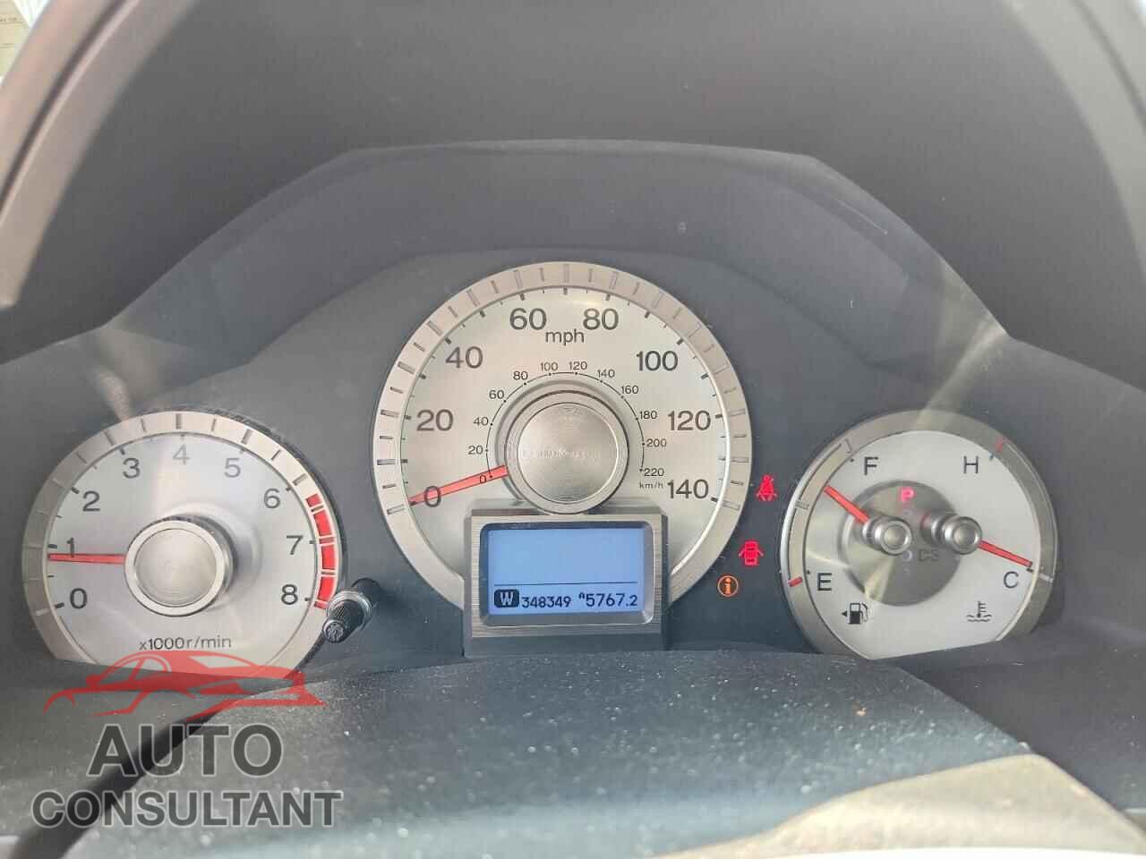 HONDA PILOT 2011 - 5FNYF4H91BB011220
