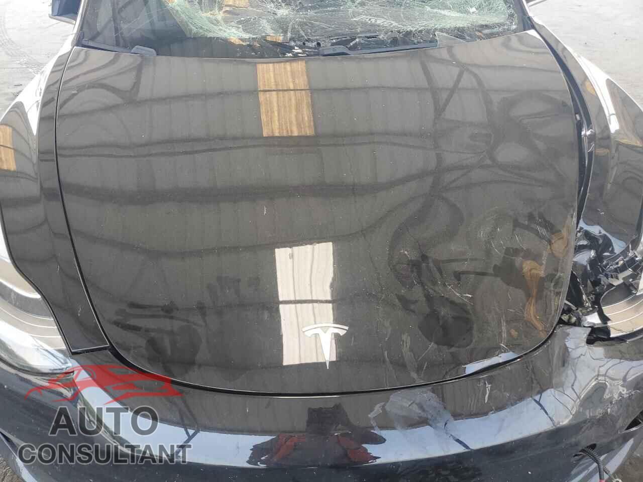 TESLA MODEL 3 2018 - 5YJ3E1EB8JF082223