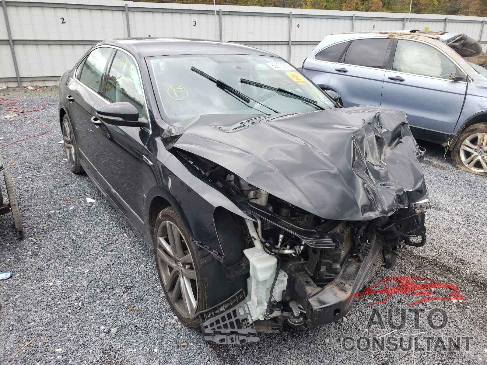 VOLKSWAGEN PASSAT 2017 - 1VWDT7A37HC051030