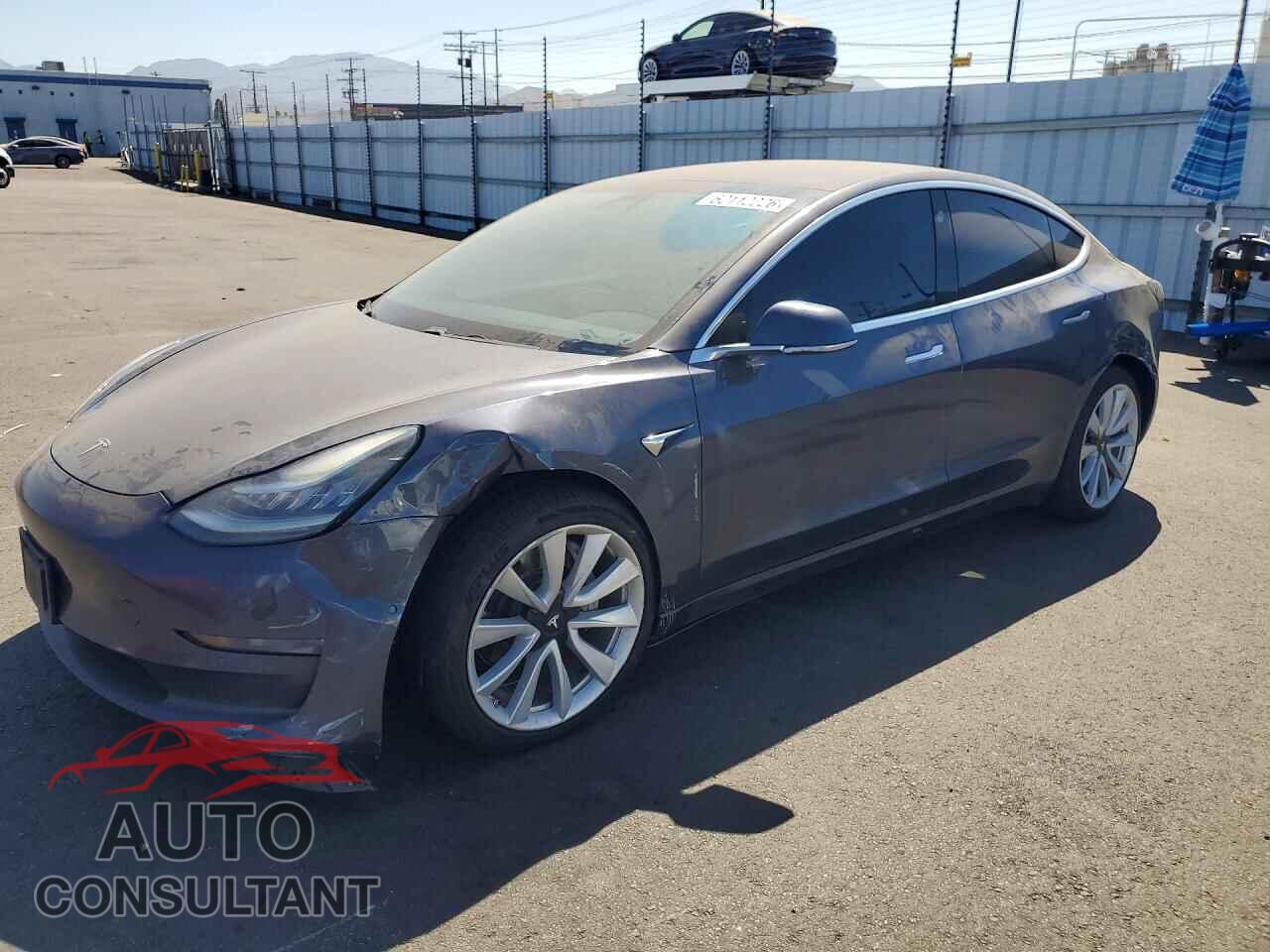 TESLA MODEL 3 2018 - 5YJ3E1EA8JF059435