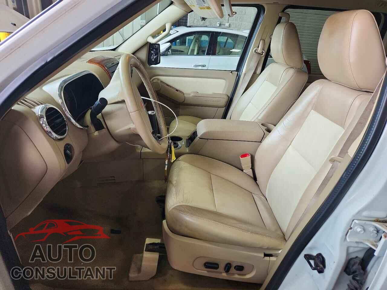 FORD EXPLORER 2010 - 1FMEU7EE4AUA35539