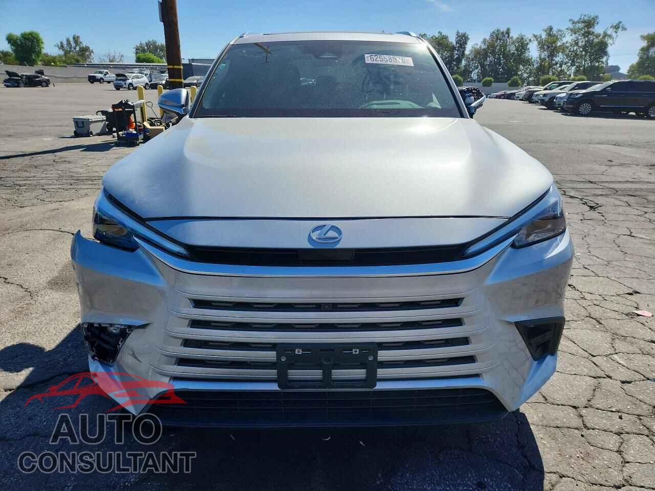 LEXUS UNKNOWN 2024 - 5TDAAAA68RS011431