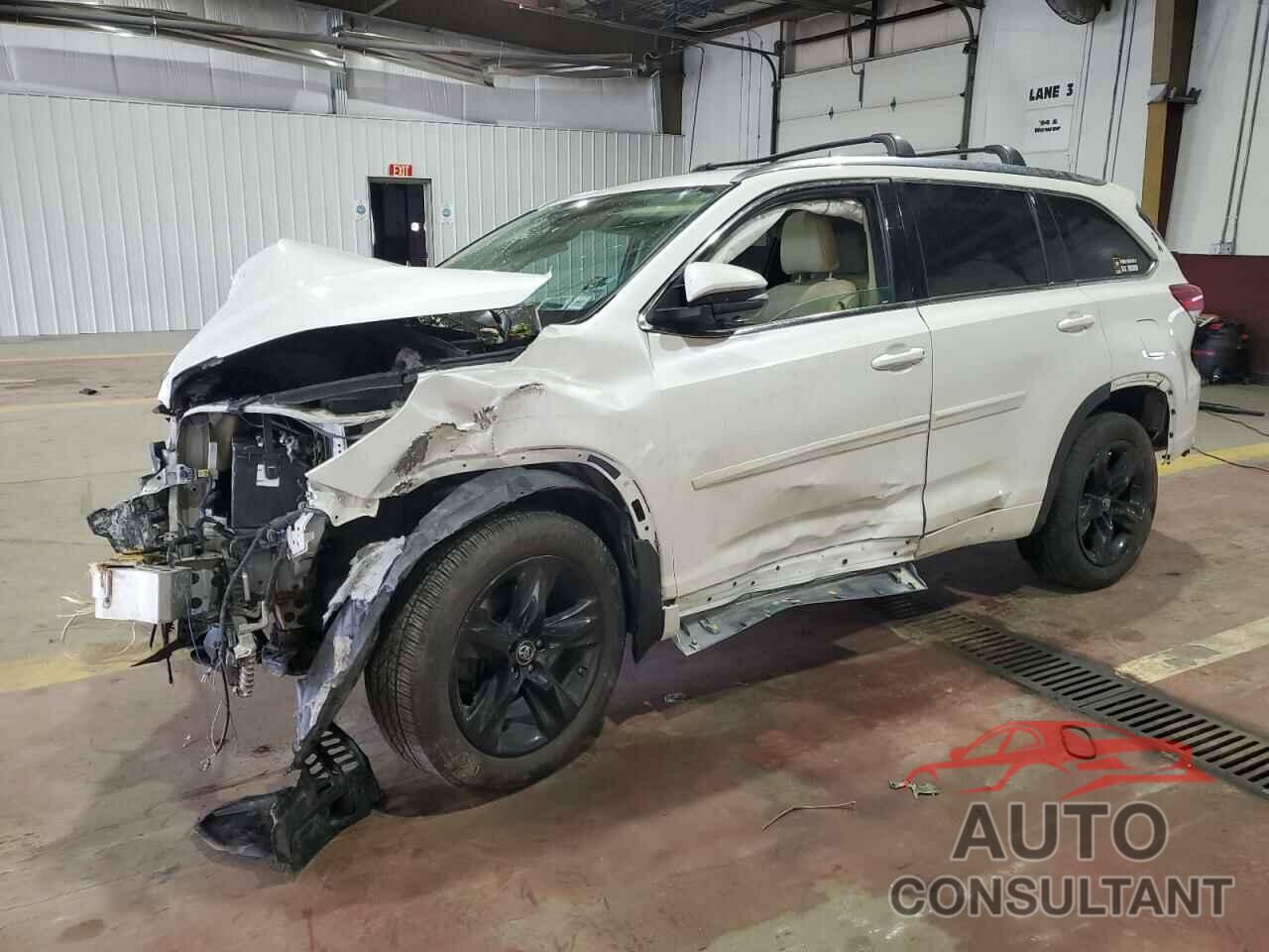 TOYOTA HIGHLANDER 2018 - 5TDDZRFH6JS901073
