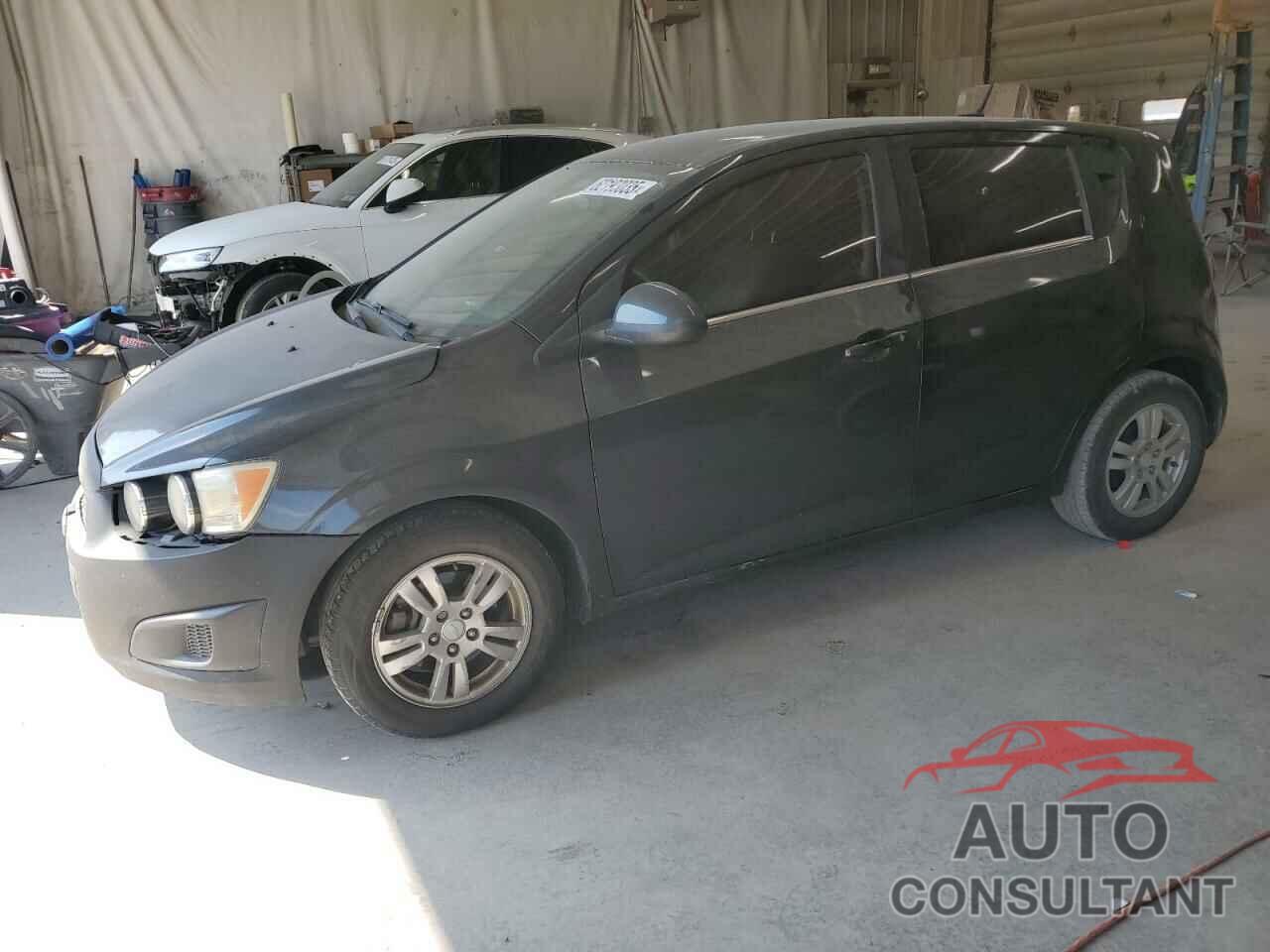 CHEVROLET SONIC 2014 - 1G1JC6SH1E4225344