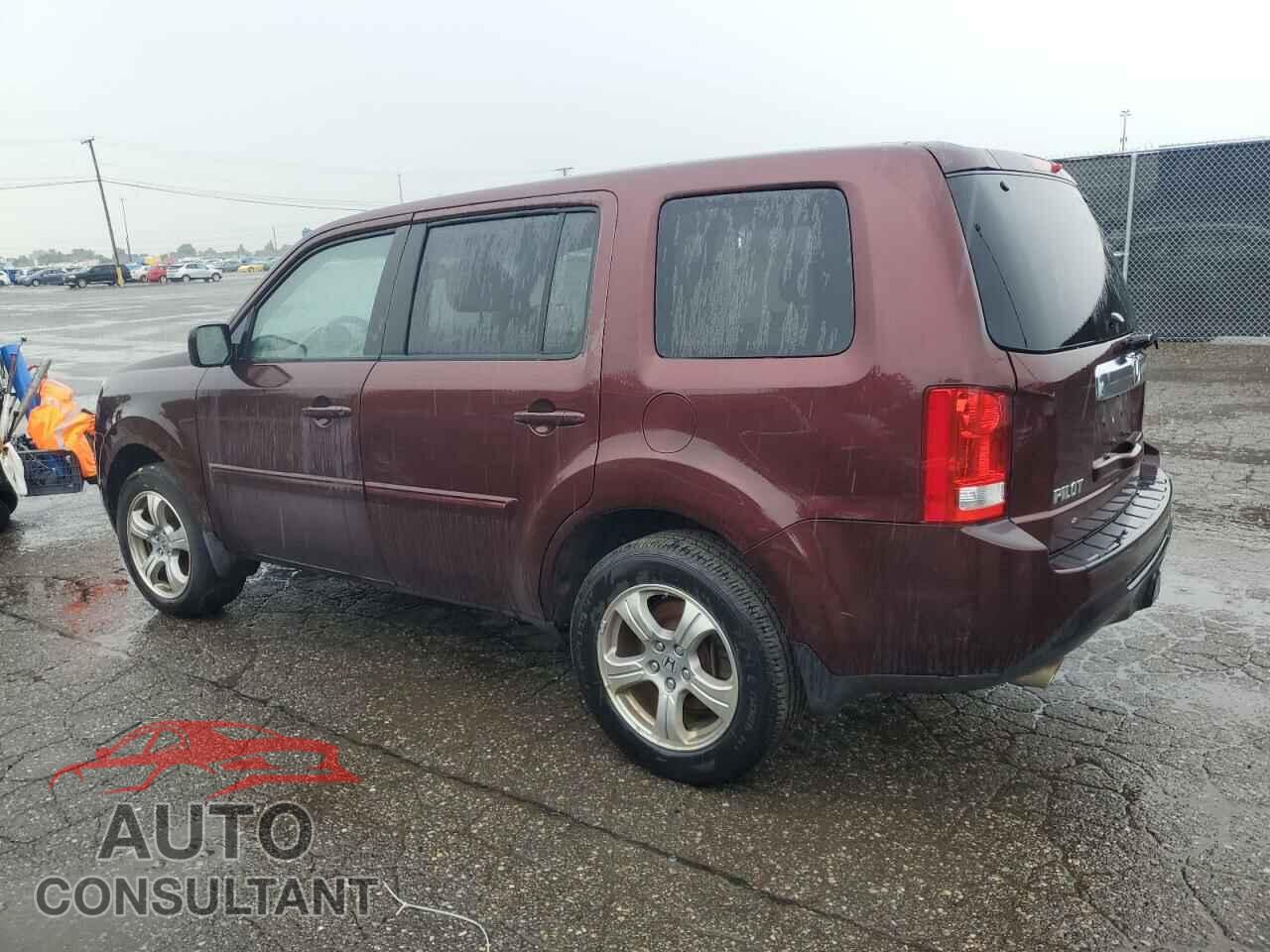 HONDA PILOT 2013 - 5FNYF3H70DB019143