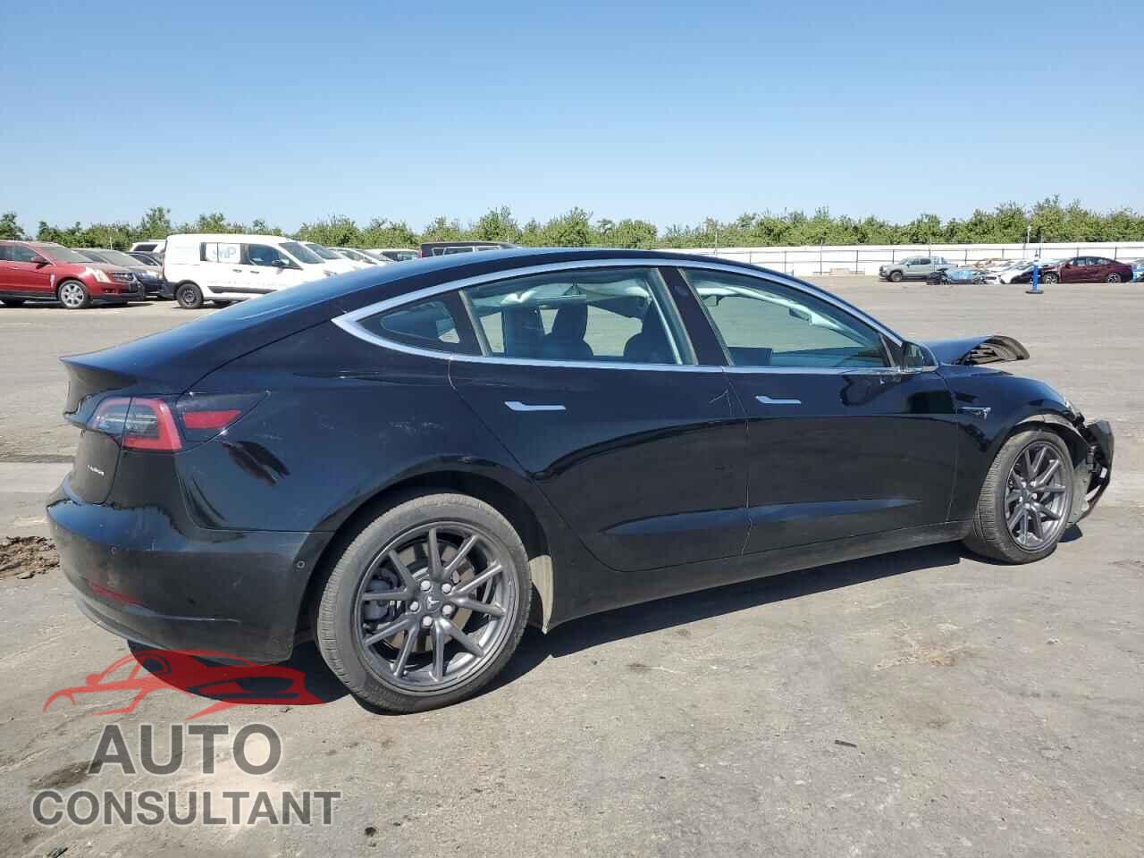 TESLA MODEL 3 2018 - 5YJ3E1EB8JF084716