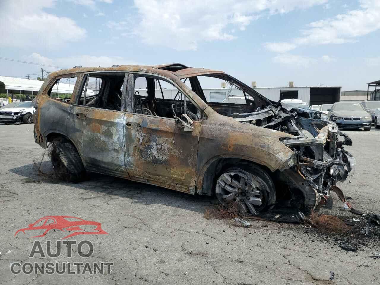 HONDA PILOT 2017 - 5FNYF5H9XHB026037