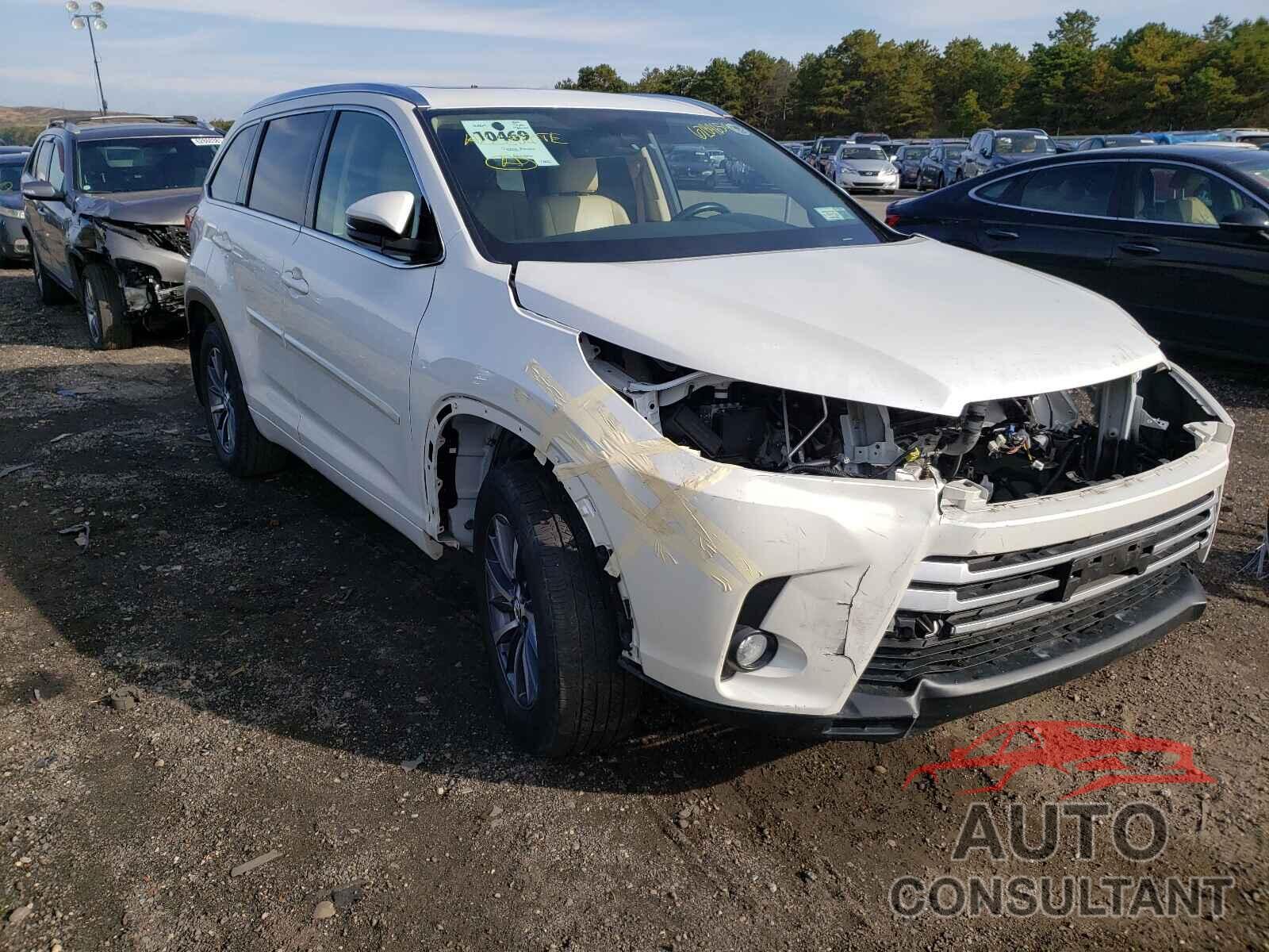 TOYOTA HIGHLANDER 2018 - 5TDJZRFH6JS499221