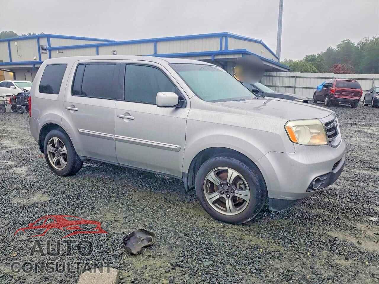 HONDA PILOT 2015 - 5FNYF4H34FB069534