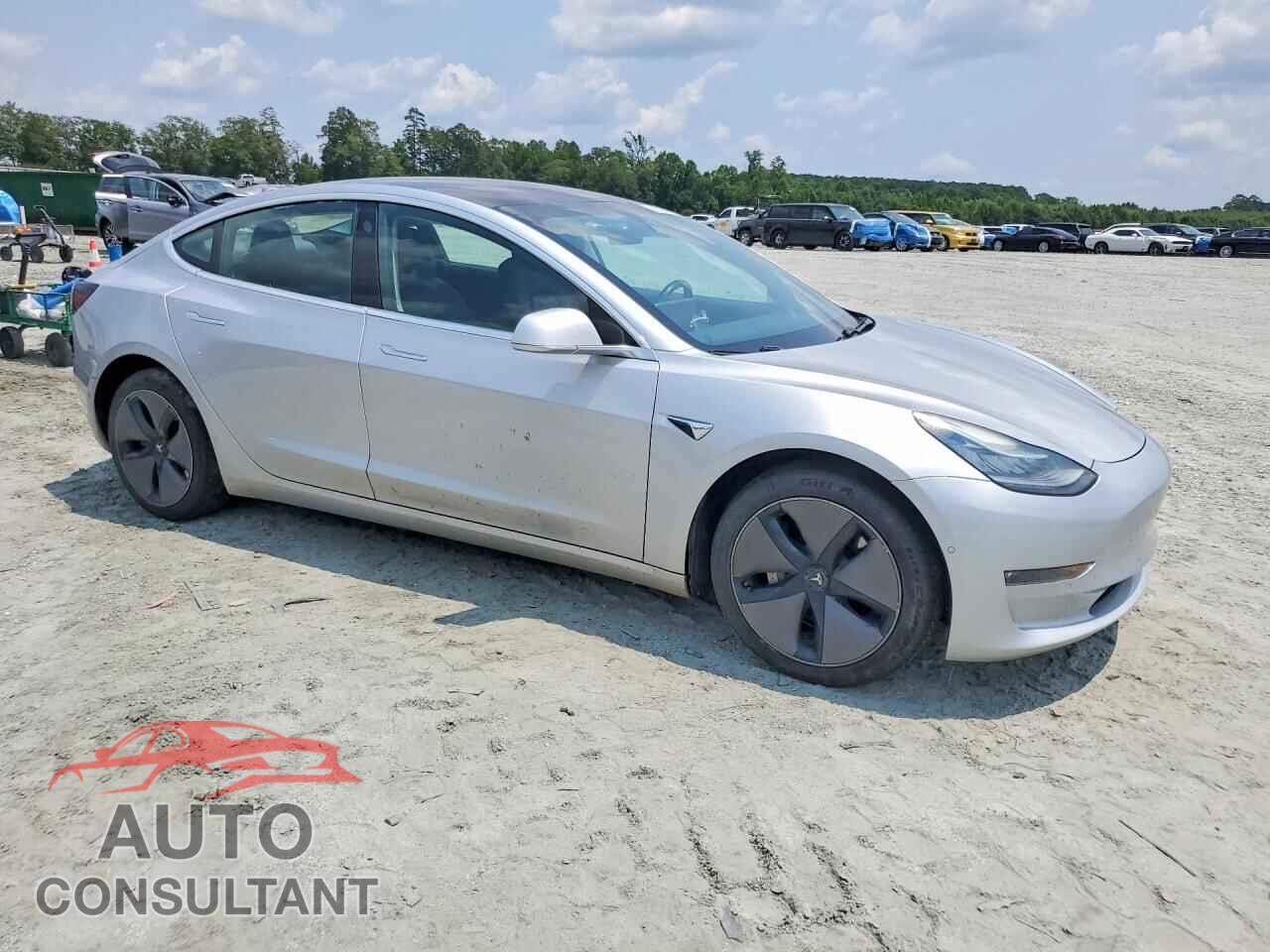 TESLA MODEL 3 2018 - 5YJ3E1EA9JF040831