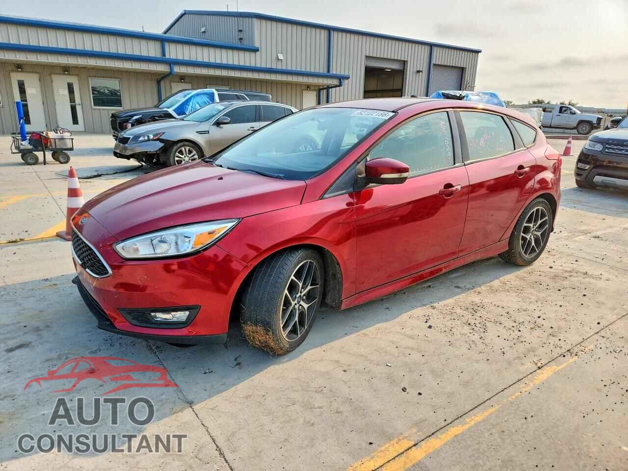 FORD FOCUS 2015 - 1FADP3K2XFL305130