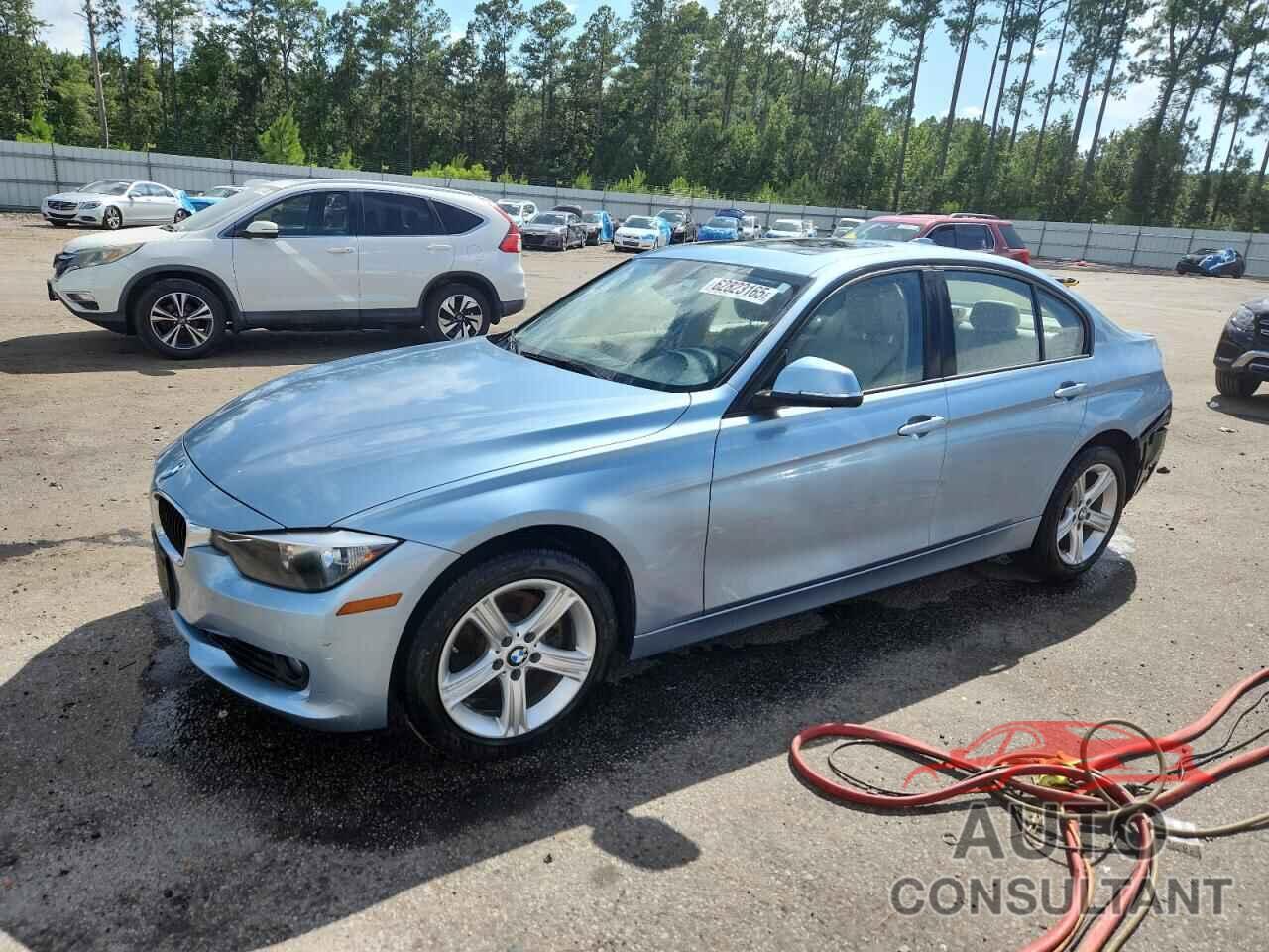 BMW 3 SERIES 2013 - WBA3A5C54DF355381