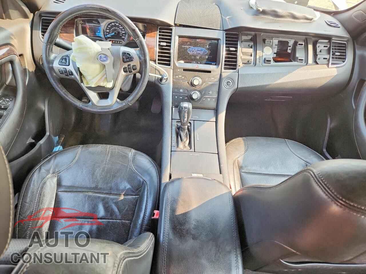 FORD TAURUS 2013 - 1FAHP2F8XDG232180
