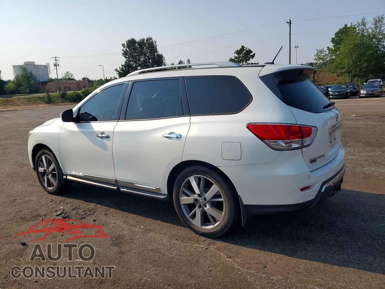 NISSAN PATHFINDER 2015 - 5N1AR2MN8FC630234