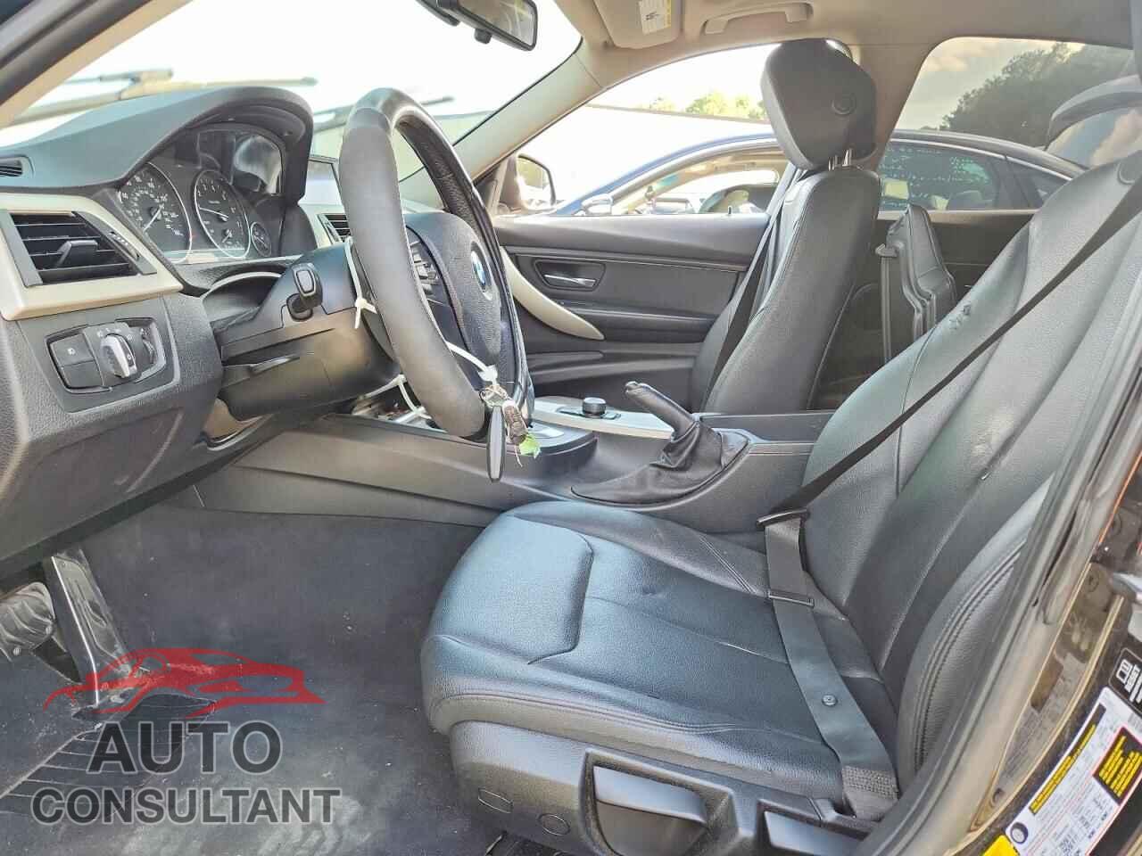 BMW 3 SERIES 2014 - WBA3C3C51EP661450