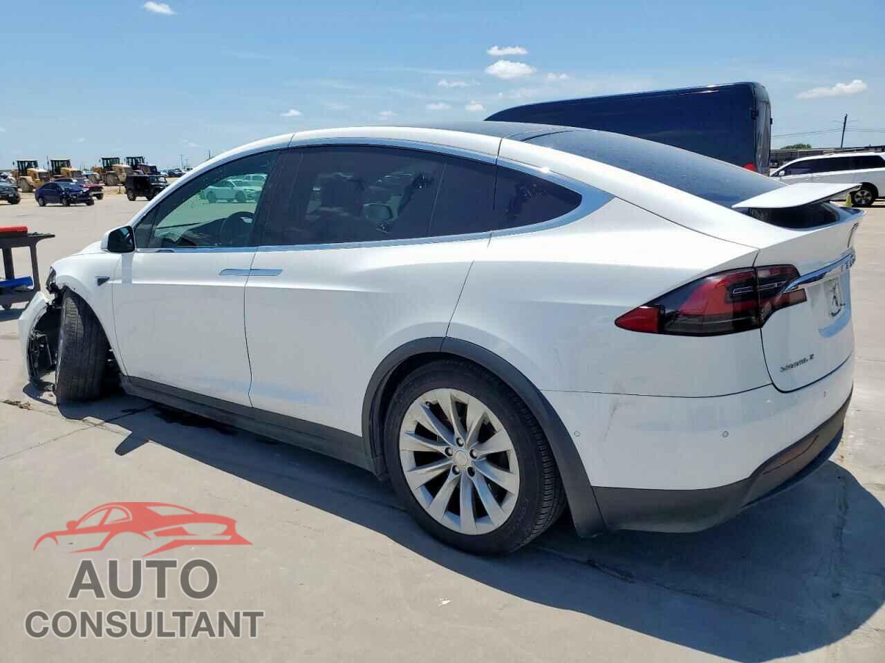 TESLA MODEL X 2016 - 5YJXCBE25GF027136