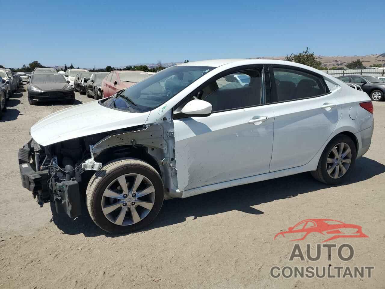 HYUNDAI ACCENT 2012 - KMHCU4AE8CU131916