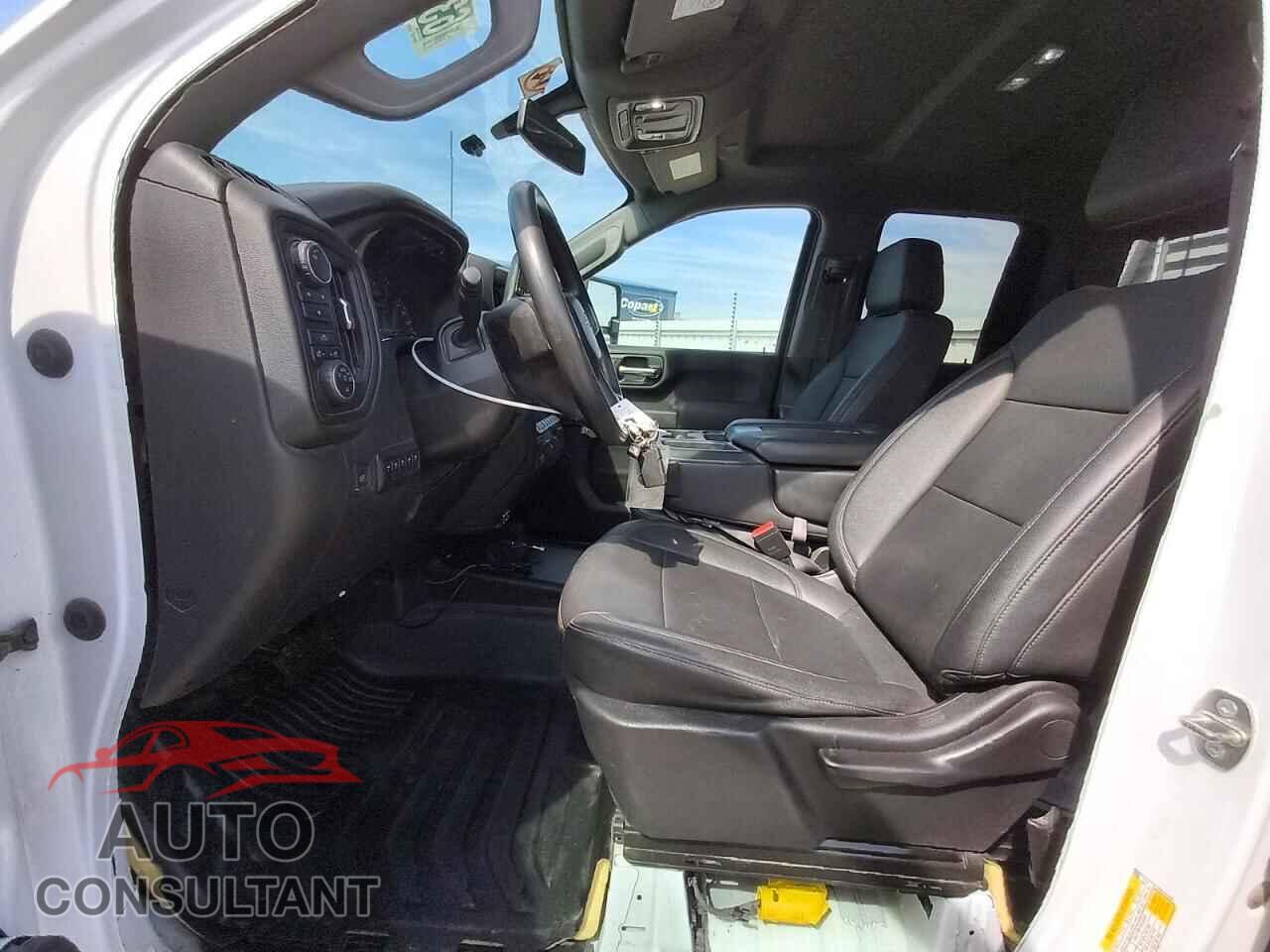 CHEVROLET SILVERADO 2023 - 1GC2YLE77PF252005