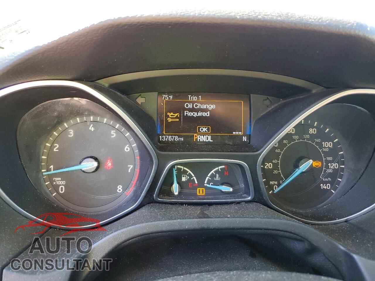 FORD FOCUS 2018 - 1FADP3F27JL202024