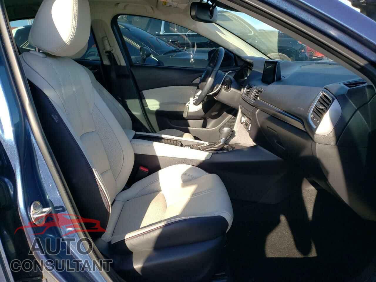 MAZDA 3 2017 - 3MZBN1M31HM148488