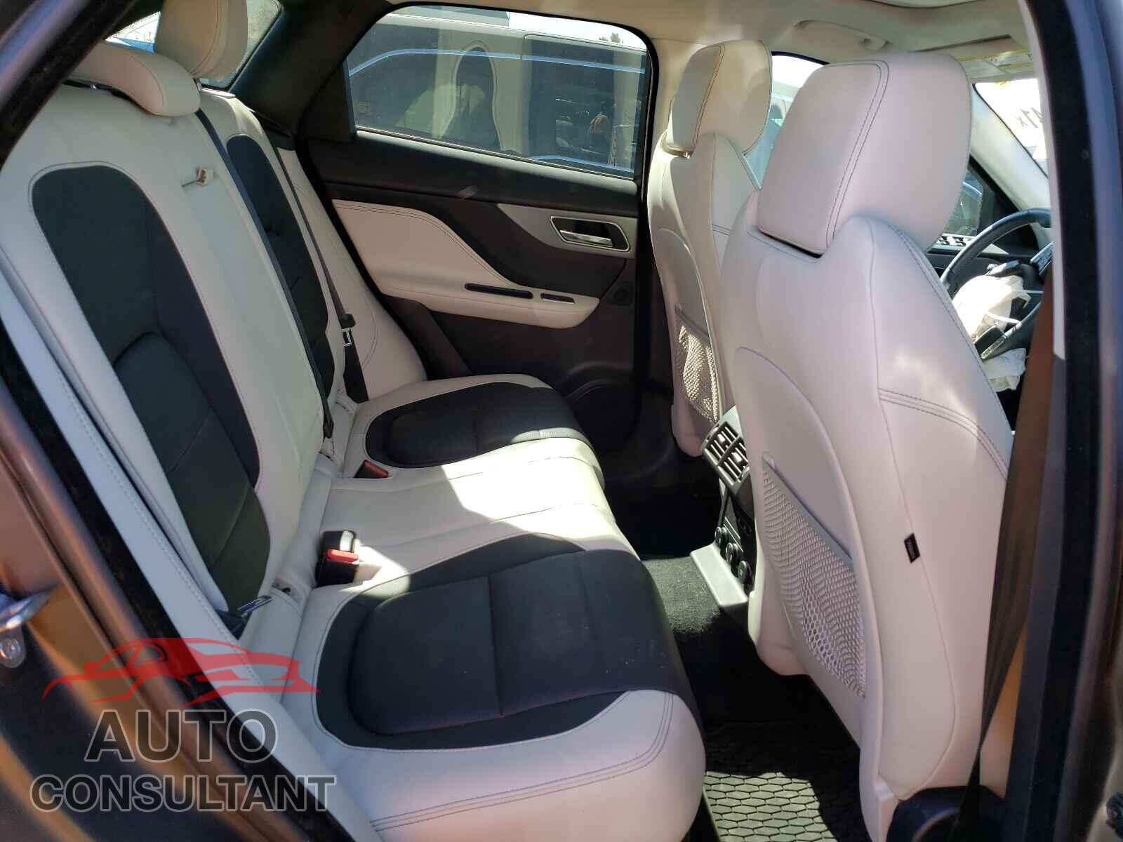 JAGUAR F-PACE 2018 - SADCM2FV6JA294911