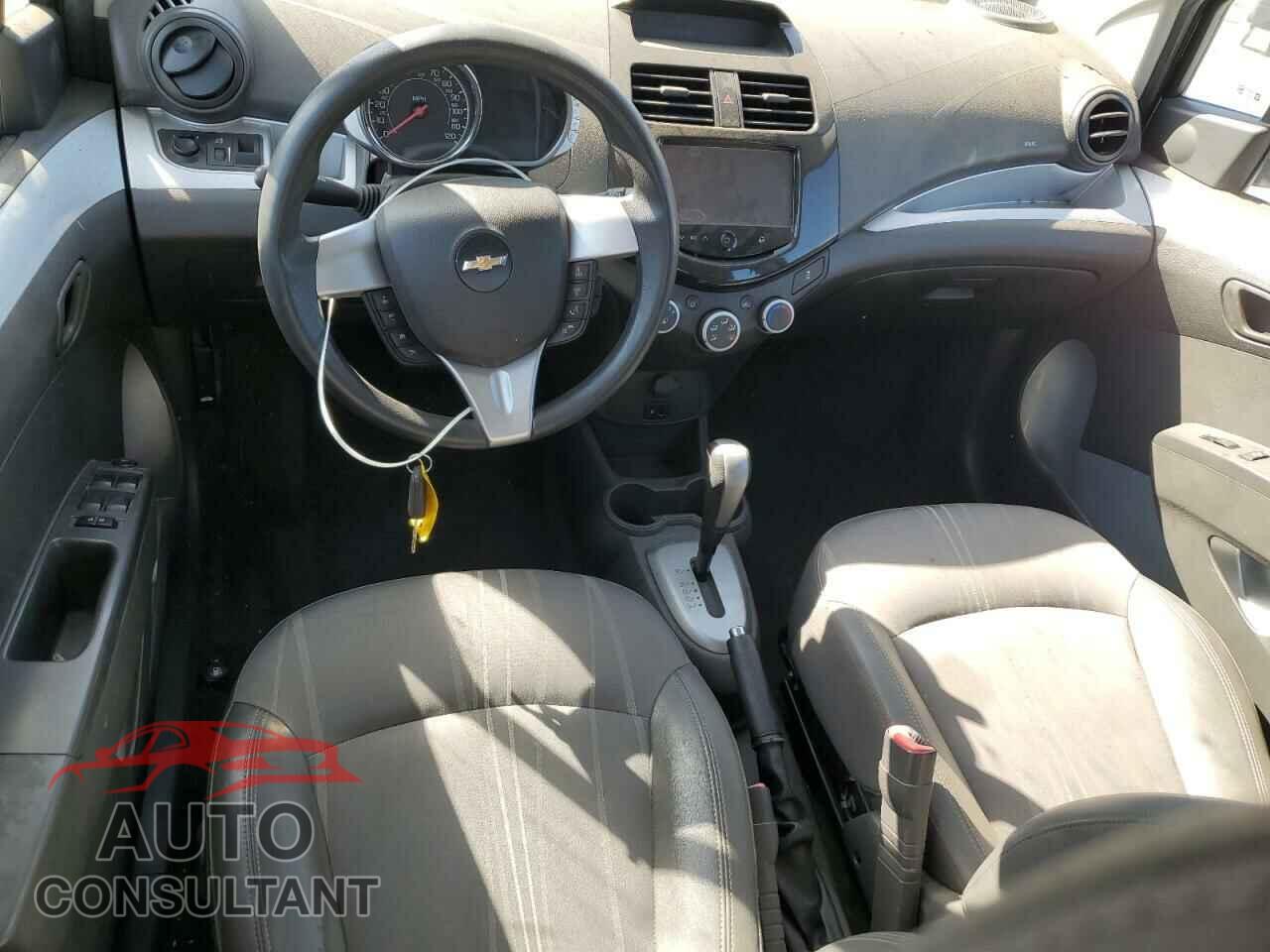 CHEVROLET SPARK 2015 - KL8CD6S92FC750130
