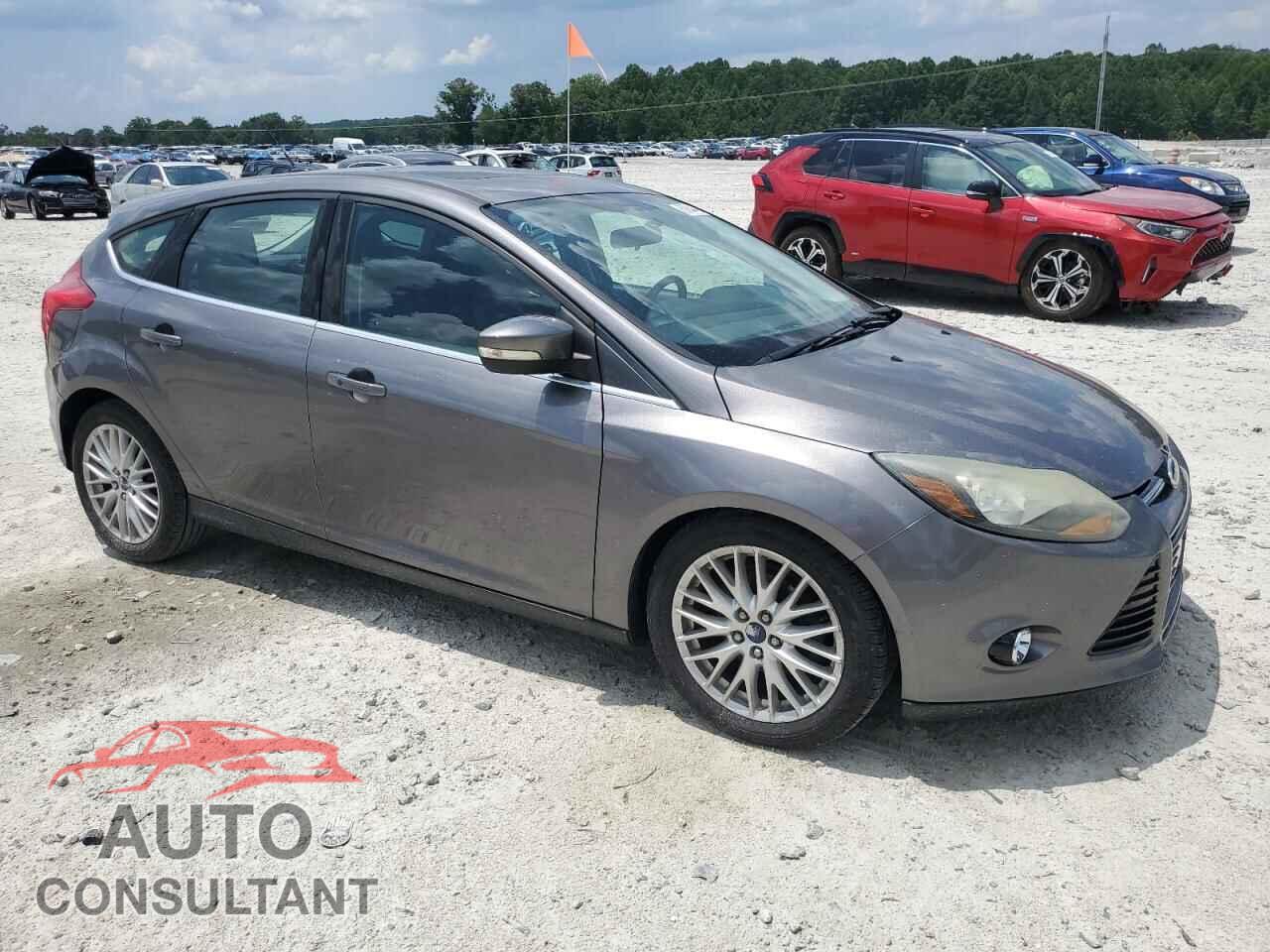 FORD FOCUS 2014 - 1FADP3N25EL339308