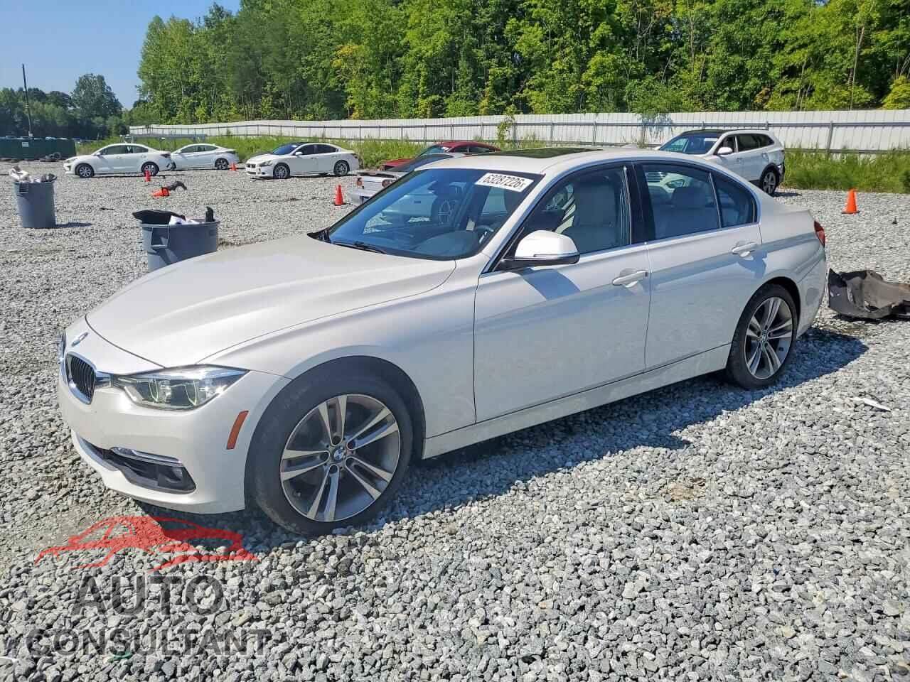 BMW 3 SERIES 2018 - WBA8B9C52JEE82600
