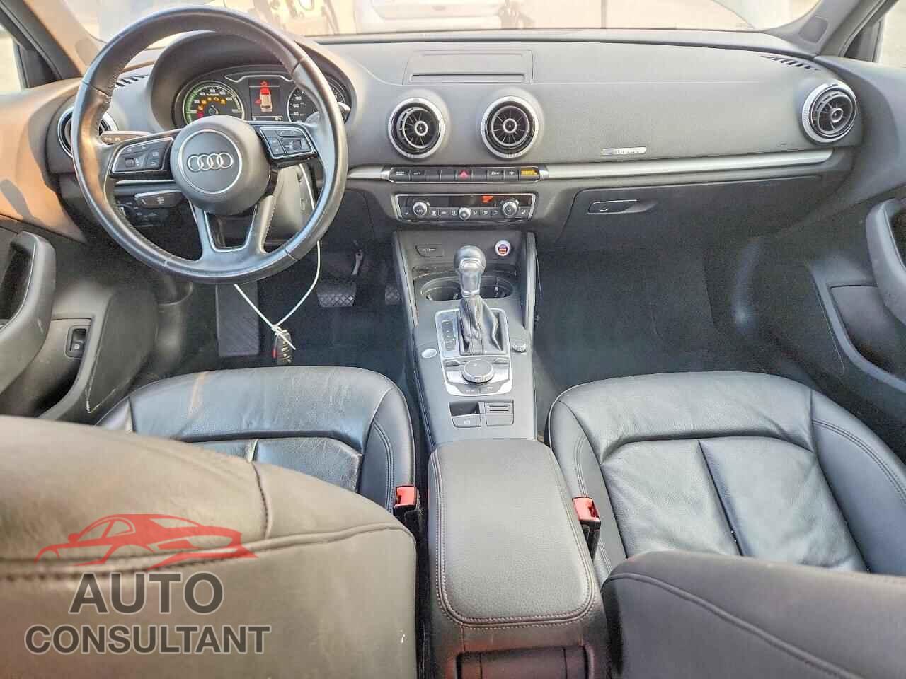 AUDI A3 2017 - WAUUPBFF8HA042066