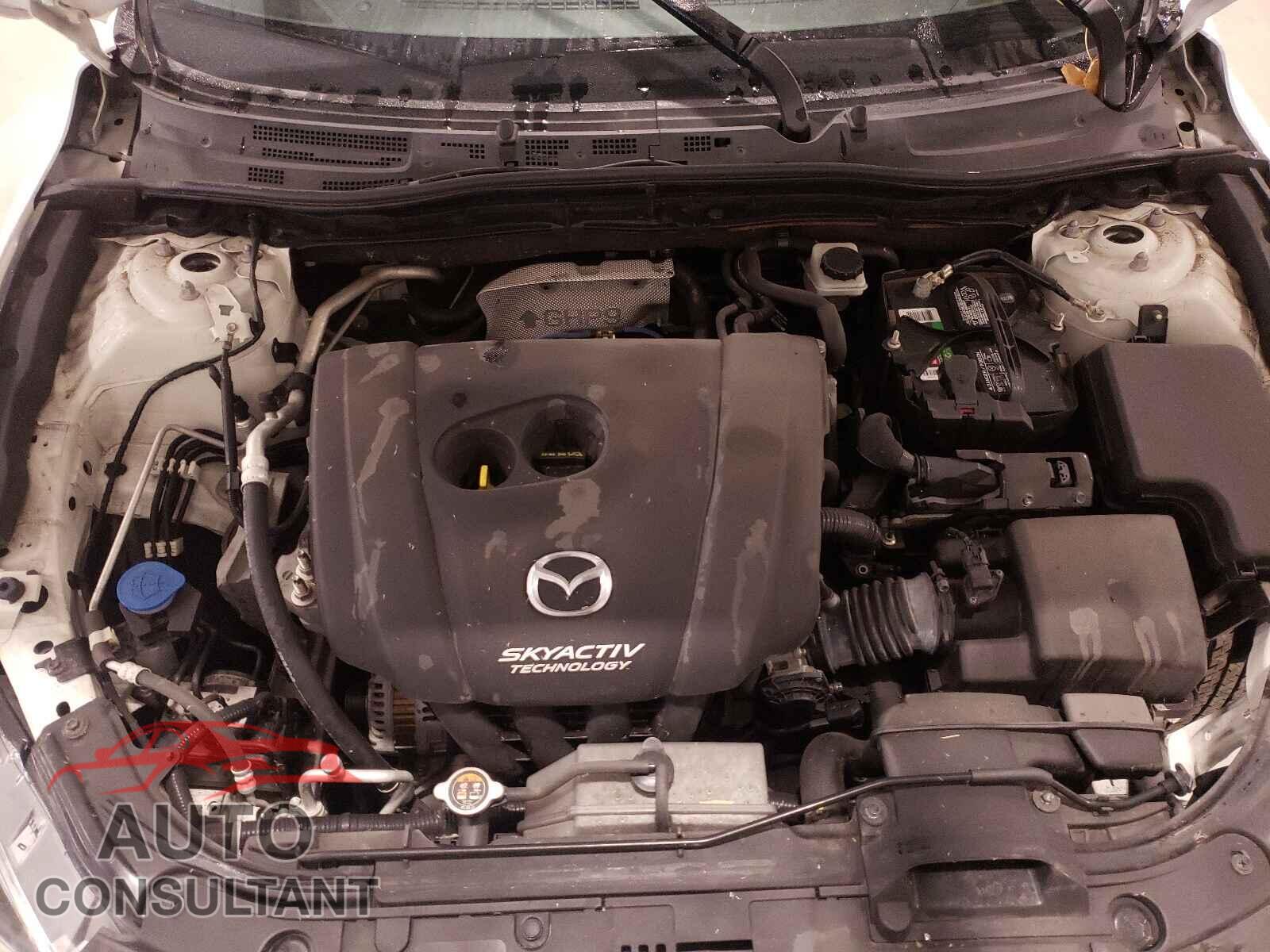 MAZDA 3 2017 - JM1BN1U71H1100878