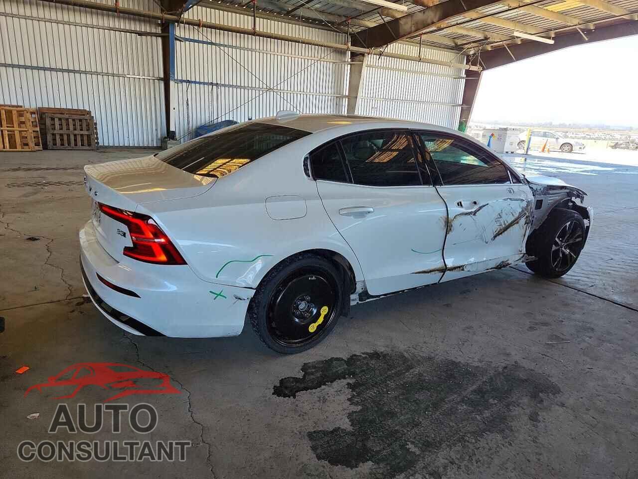 VOLVO S60 2023 - 7JRL12TK1PG239711