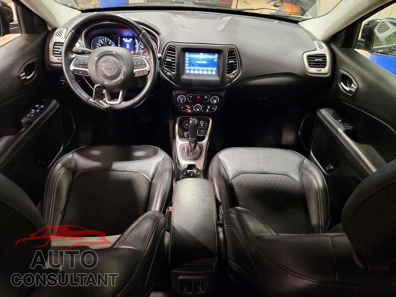 JEEP COMPASS 2020 - 3C4NJDBB1LT225298