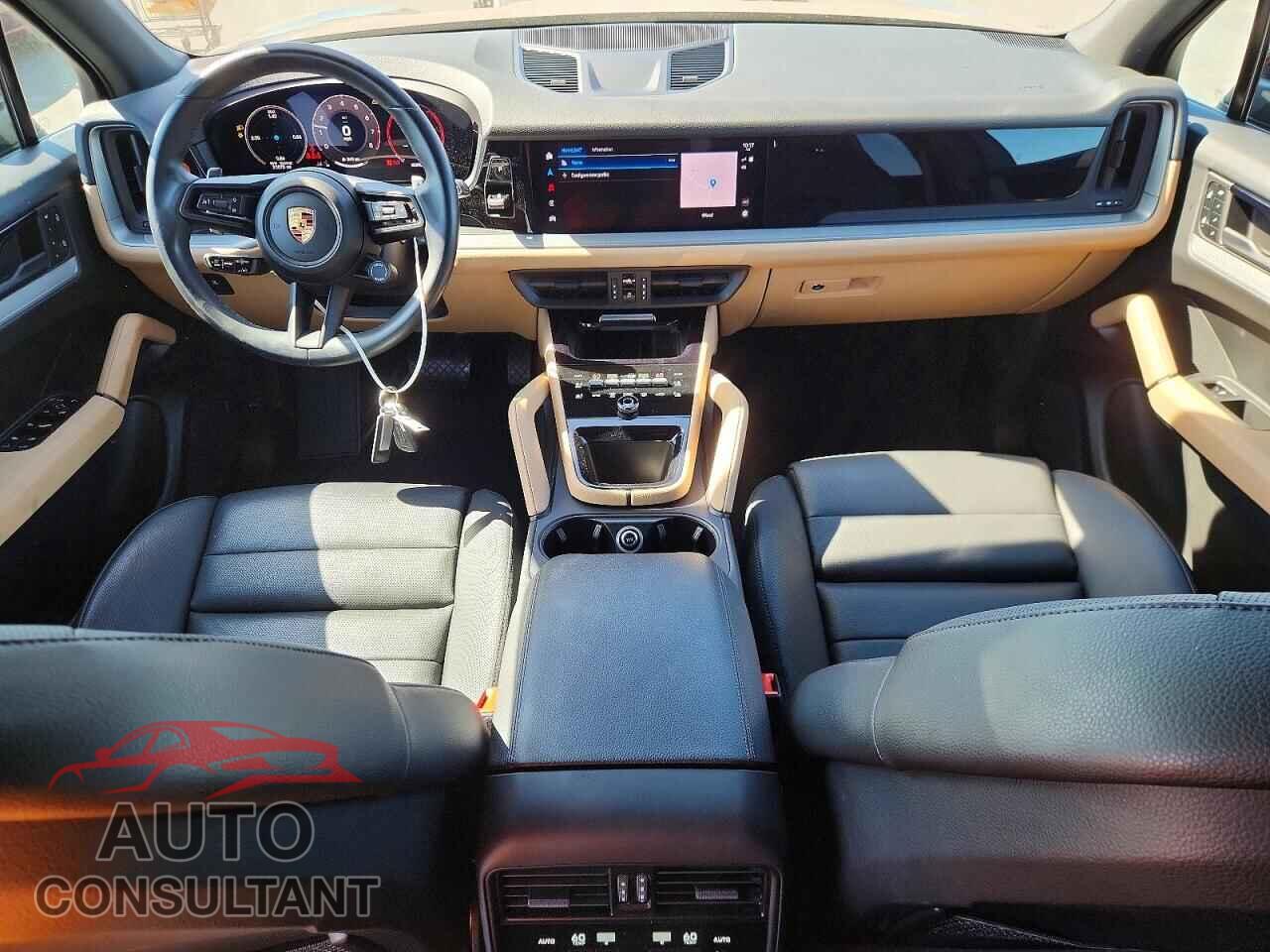 PORSCHE CAYENNE 2024 - WP1AA2AY4RDA03943