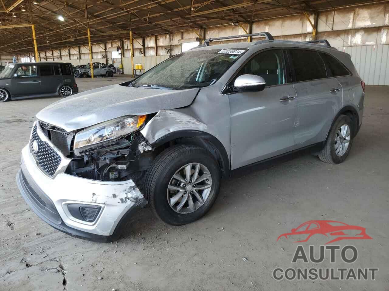 KIA SORENTO 2018 - 5XYPG4A38JG357139