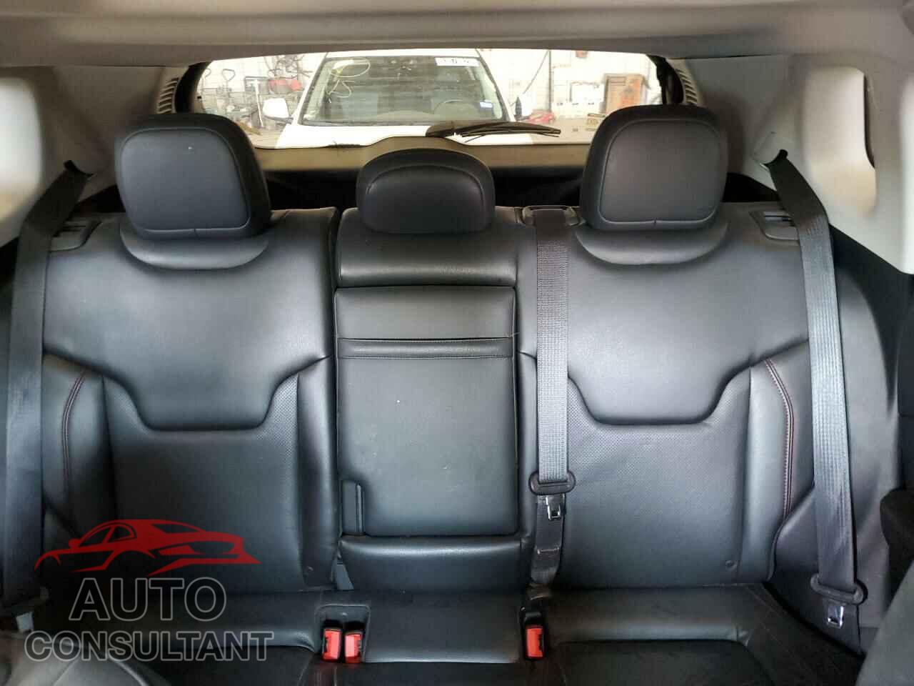 JEEP COMPASS 2018 - 3C4NJDDB7JT230841