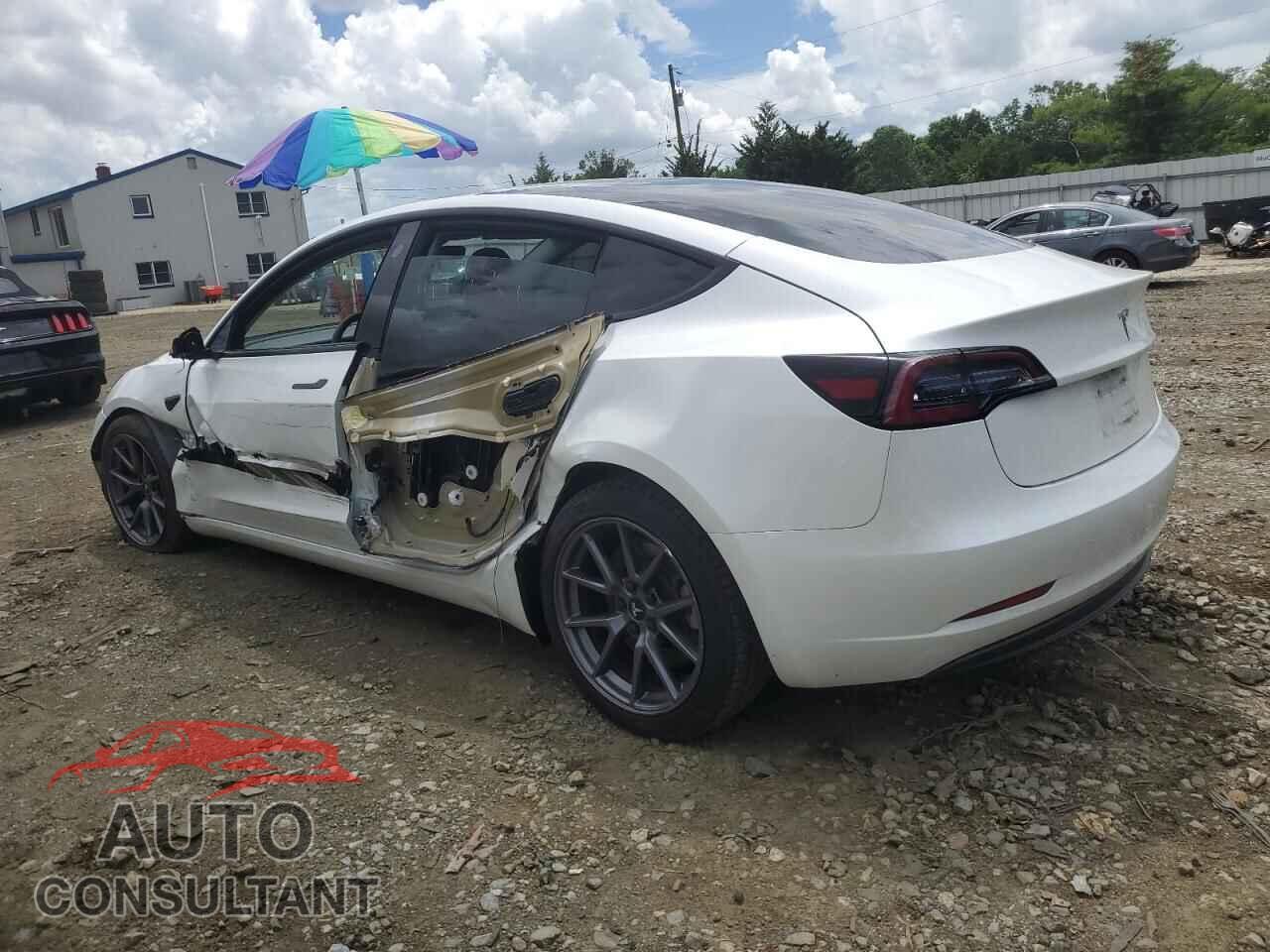 TESLA MODEL 3 2023 - 5YJ3E1EA7PF477140
