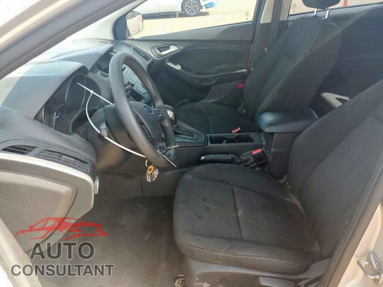 FORD FOCUS 2017 - 1FADP3F20HL342040