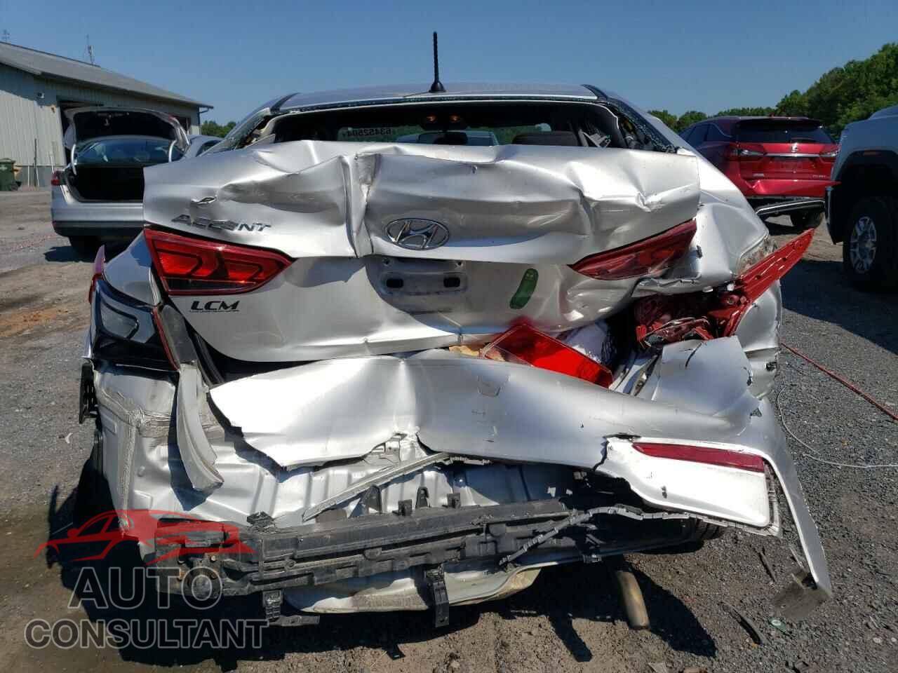 HYUNDAI ACCENT 2019 - 3KPC24A37KE064523