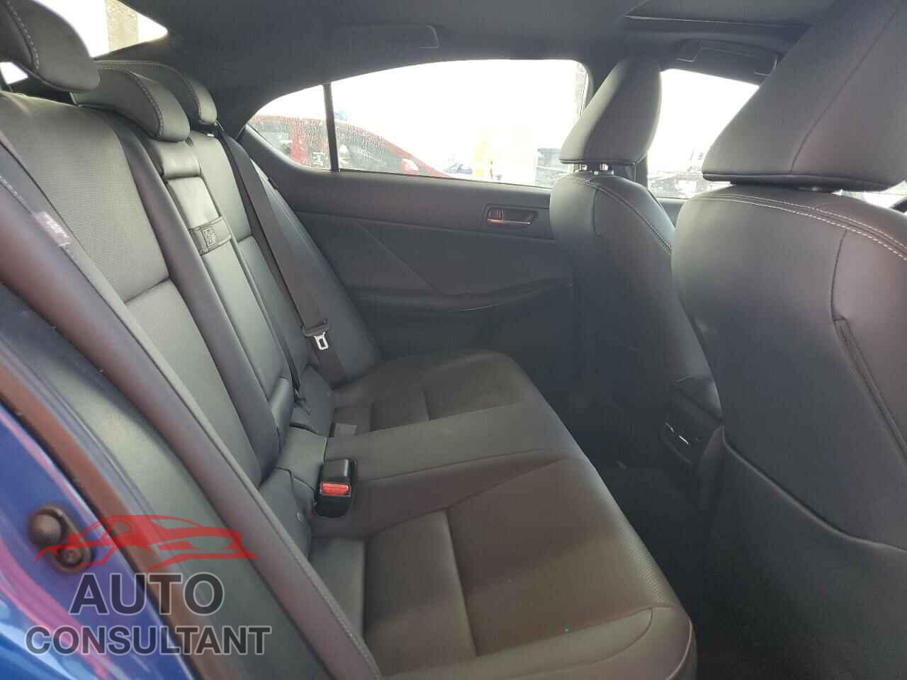 LEXUS IS 2023 - JTHDA1D20P5122997