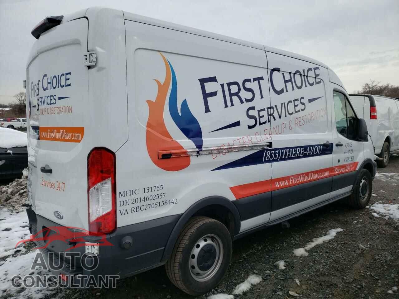 FORD TRANSIT CO 2018 - 1FTYR2CM8JKA94945