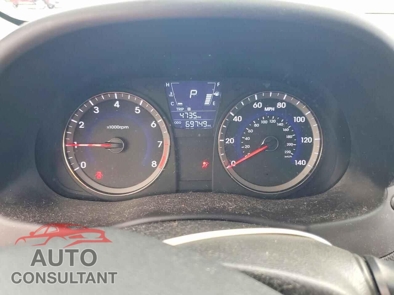 HYUNDAI ACCENT 2013 - KMHCU5AE5DU119195